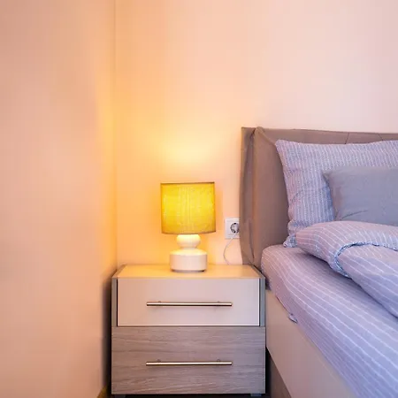 Roof Terrace Maisonette *