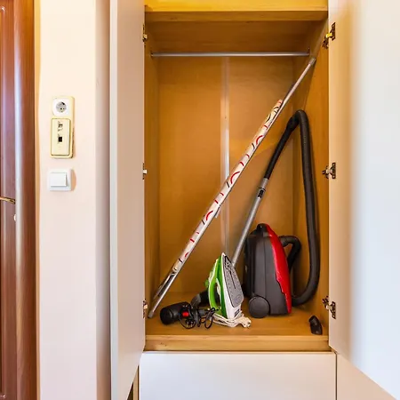 Roof Terrace Maisonette *