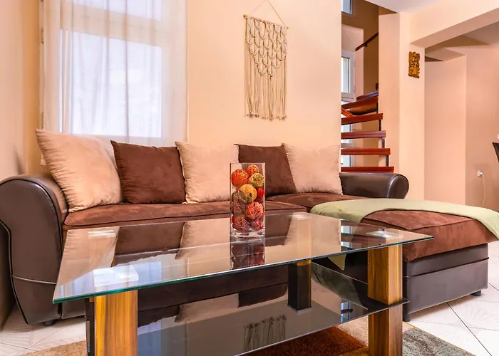 Roof Terrace Maisonette 公寓