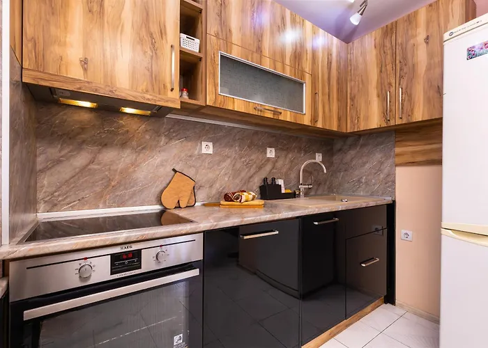 Roof Terrace Maisonette *